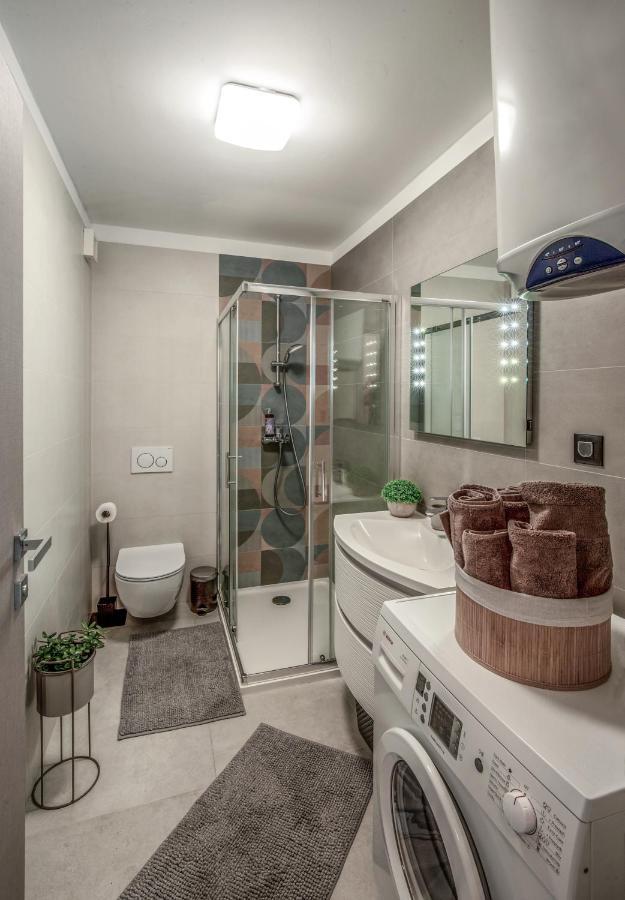 Rijeka Relax Apartment With Parking Екстер'єр фото