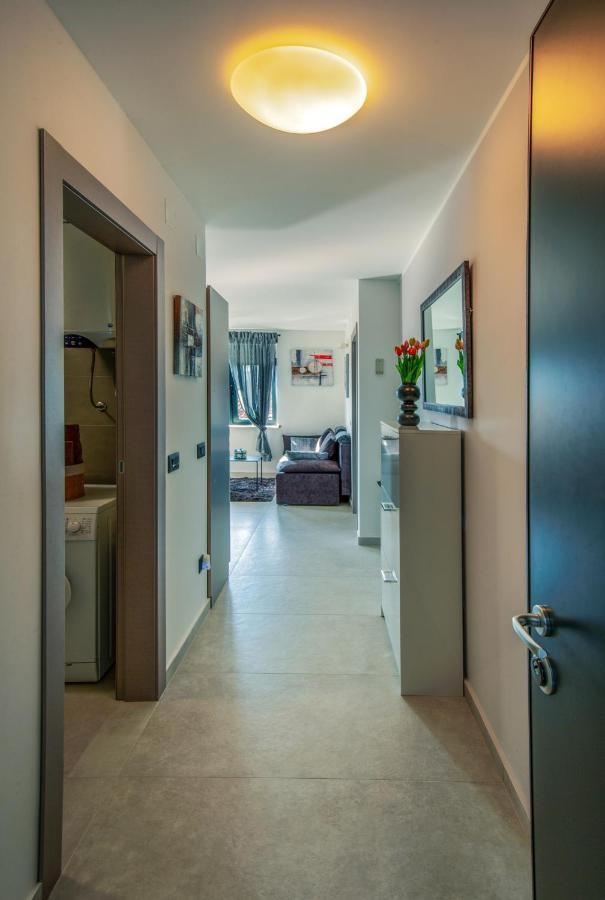 Rijeka Relax Apartment With Parking Екстер'єр фото